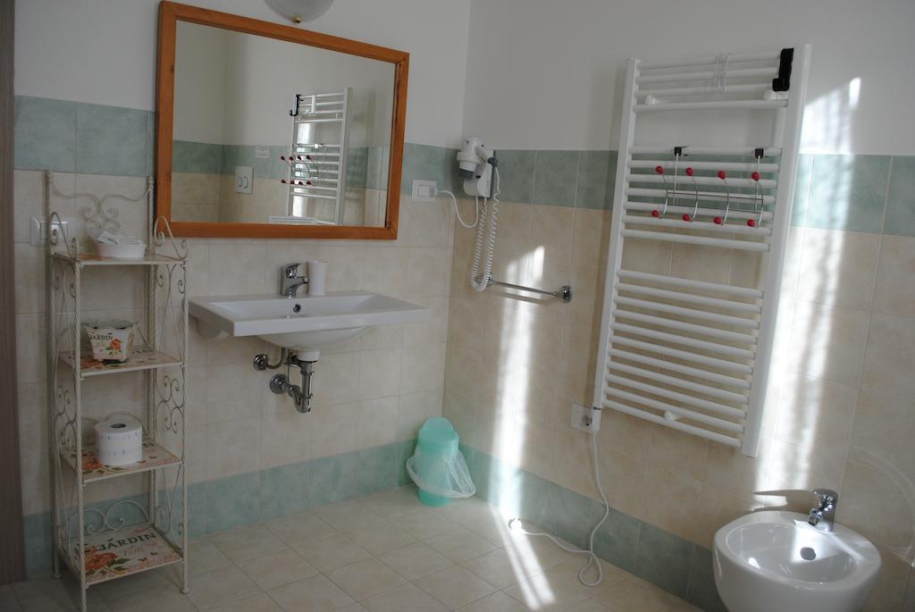 Bed and Breakfast Tellus Сатурнія Номер фото